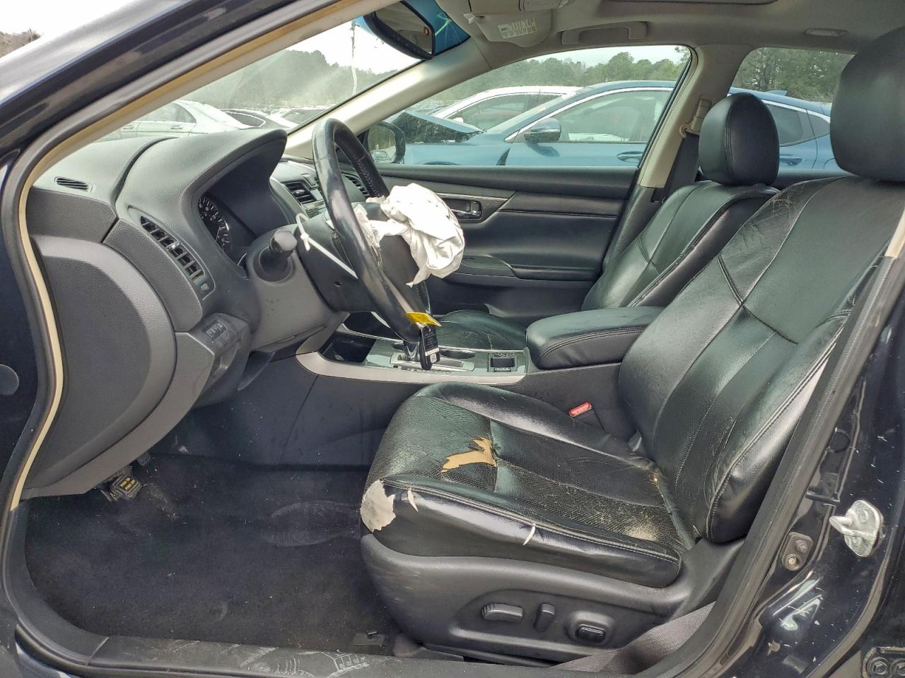 Nissan Altima 2.5 Image 6