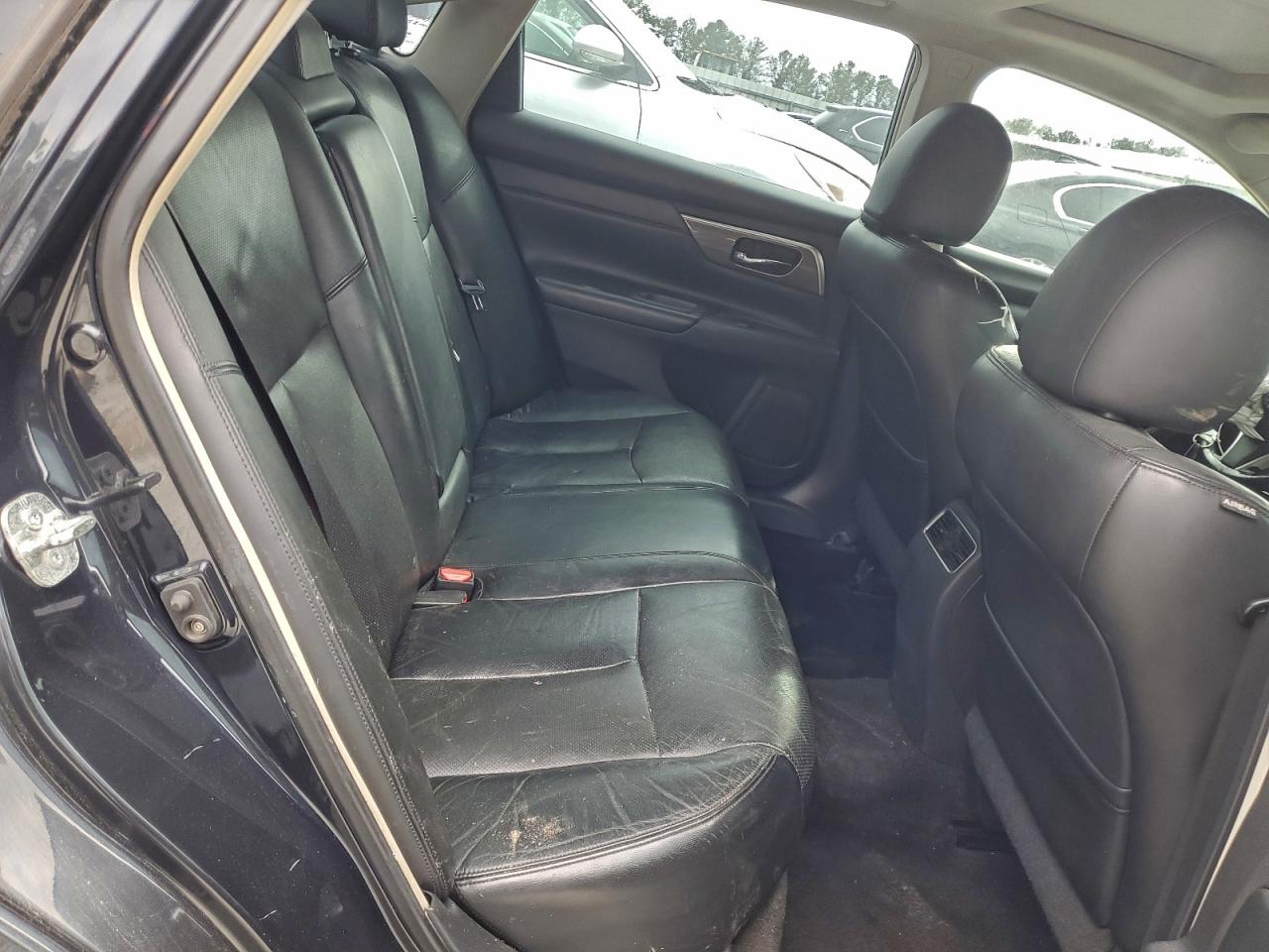 Nissan Altima 2.5 Image 5