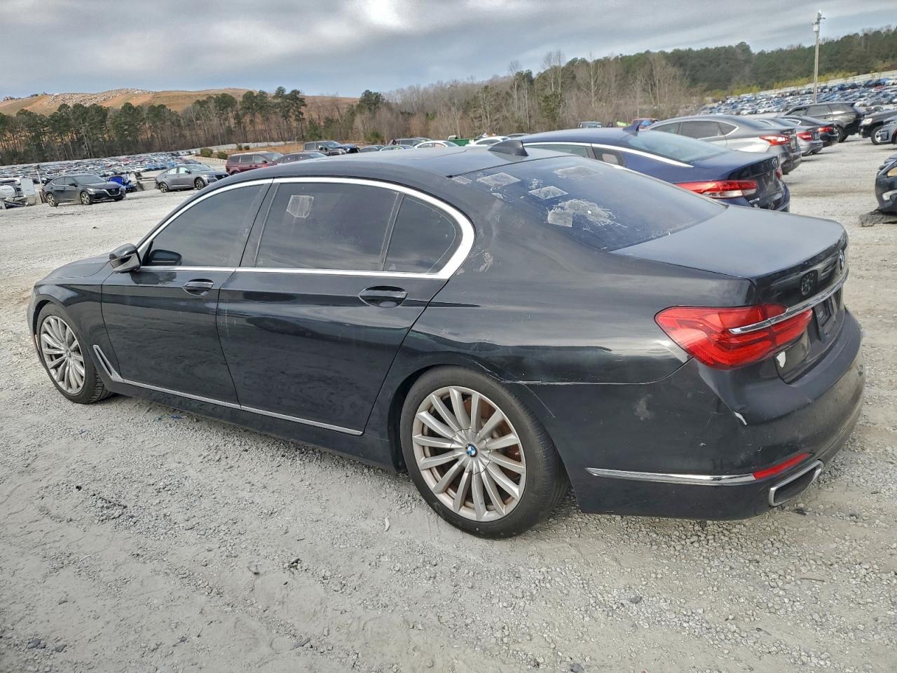 BMW 7 Series I Image 2