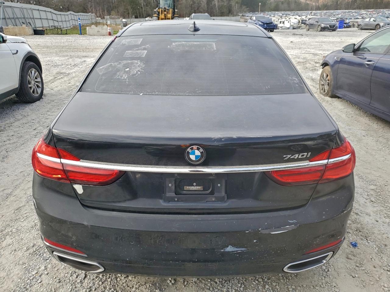 BMW 7 Series I Image 4