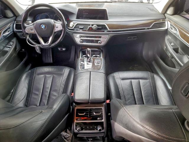 BMW 7 Series I Image 10