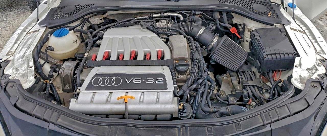 Audi TT 3.2 Quattro Image 3