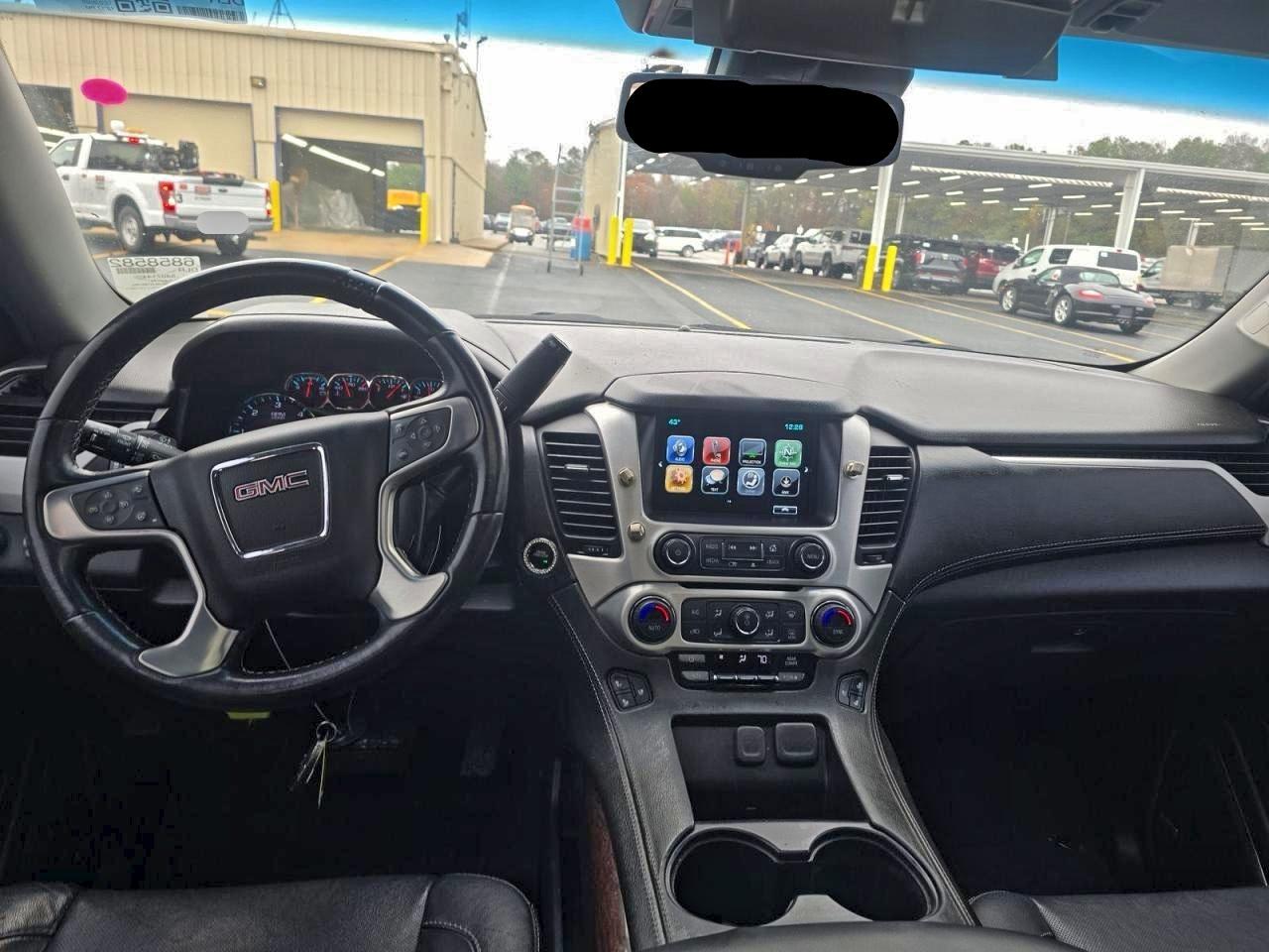 GMC Yukon K1500 Slt Image 6