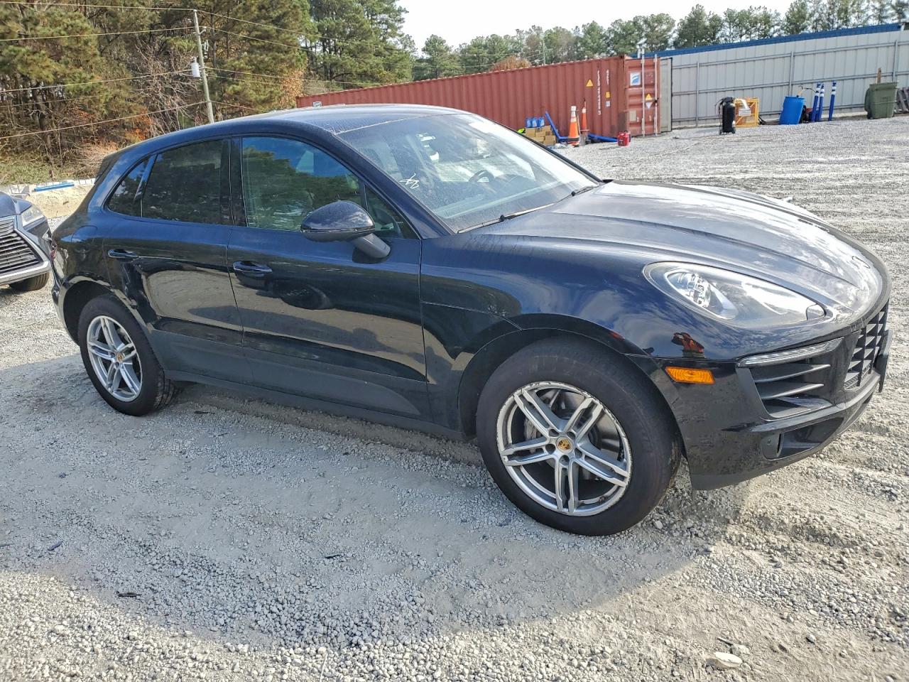 Porsche Macan S Image 2