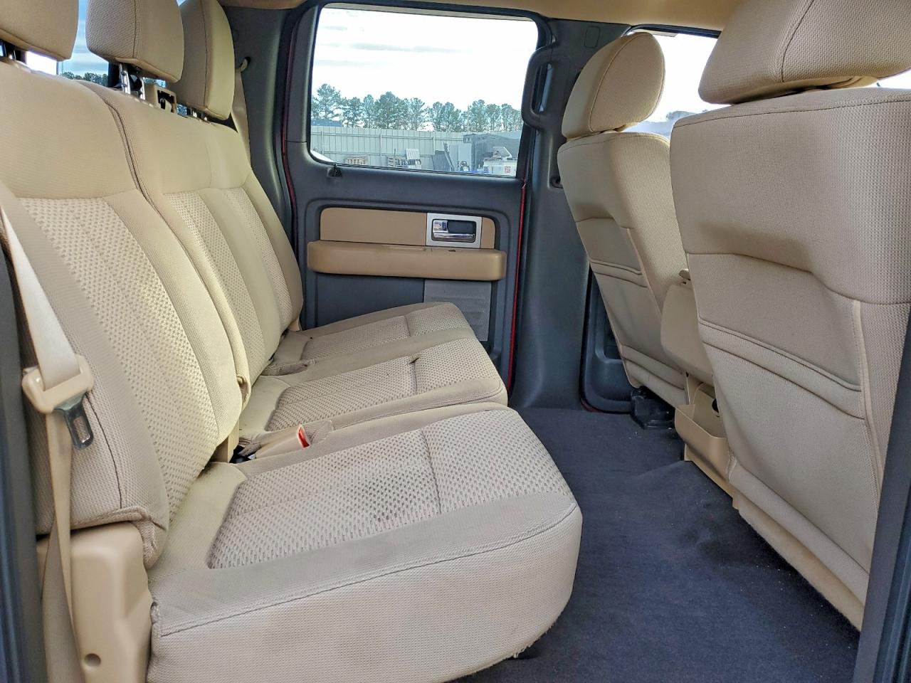 Ford F-150 Supercrew Image 9