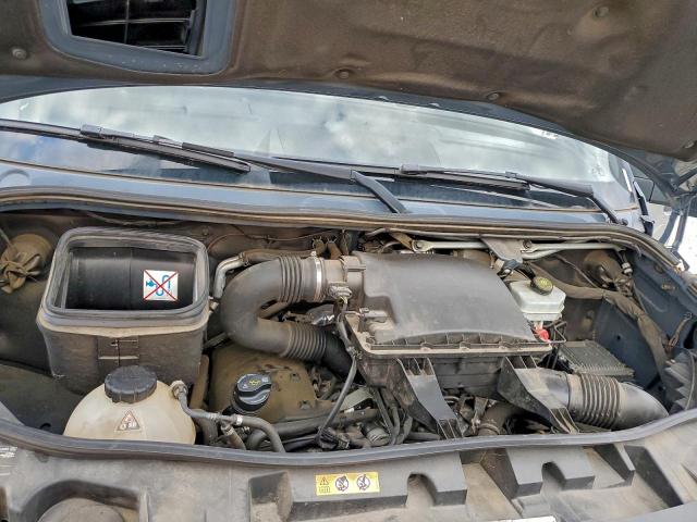 Mercedes-Benz Sprinter 2500/3500 Image 6