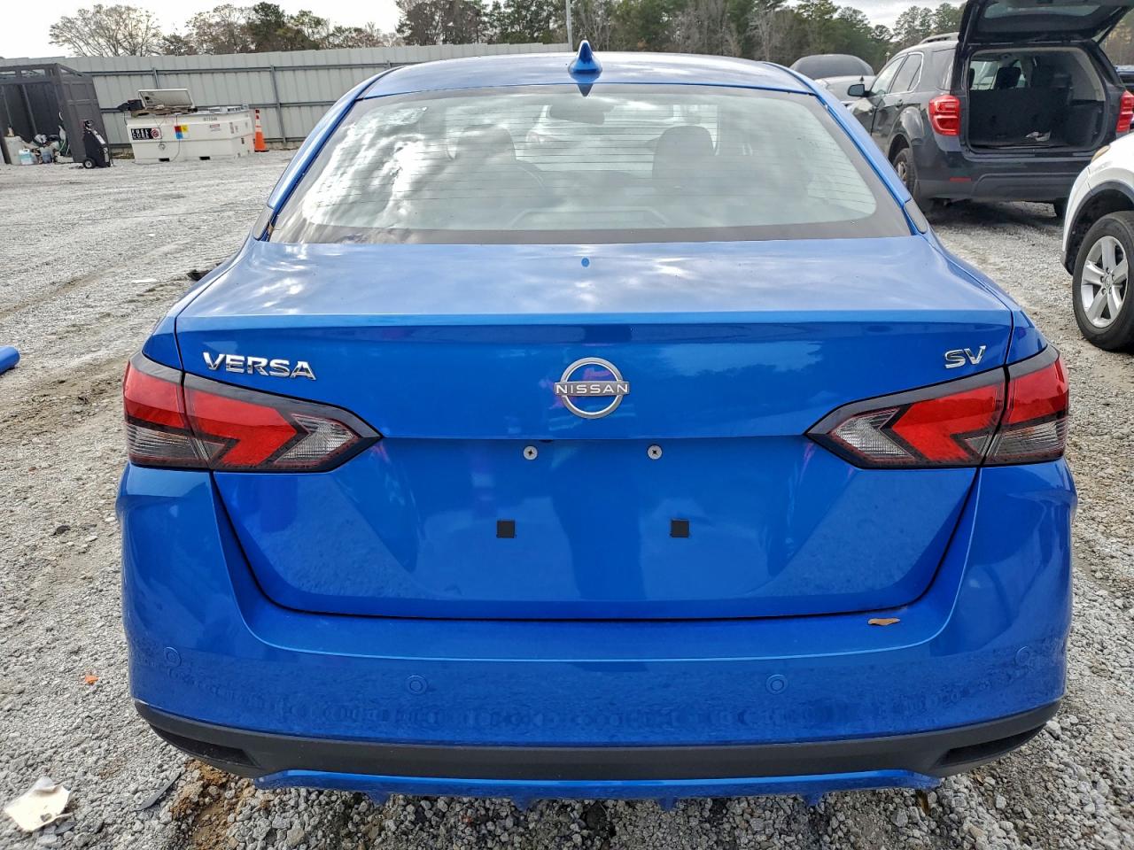 Nissan Versa Sv Image 5