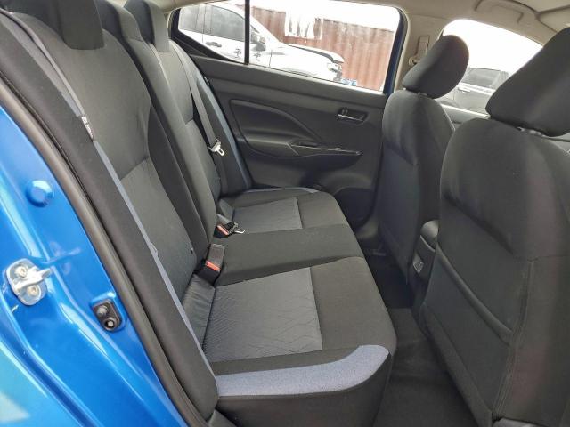 Nissan Versa Sv Image 9