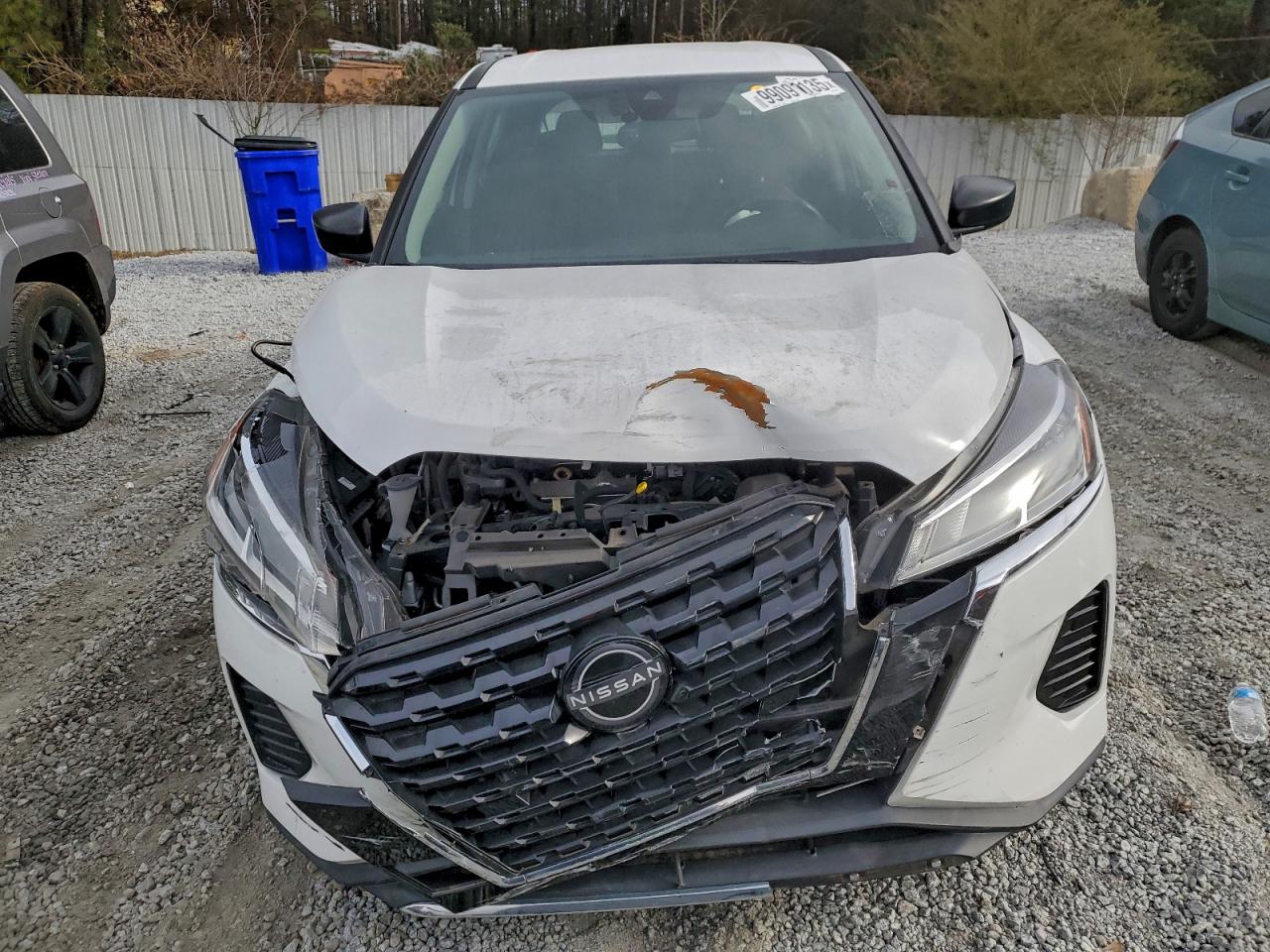 Nissan Kicks S Image 5