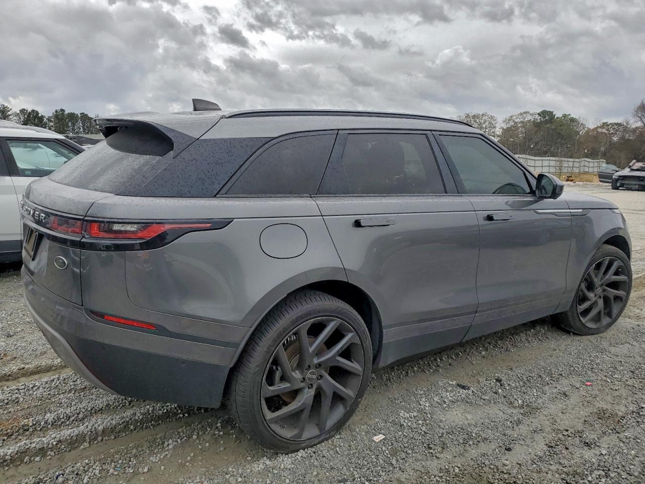 Land Rover Range Rover S Image 4