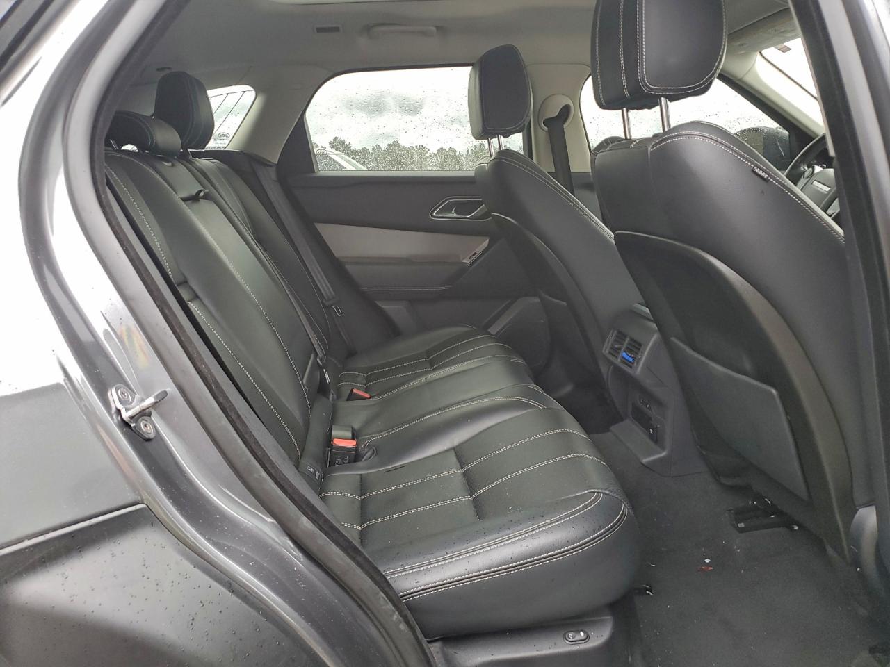 Land Rover Range Rover S Image 8