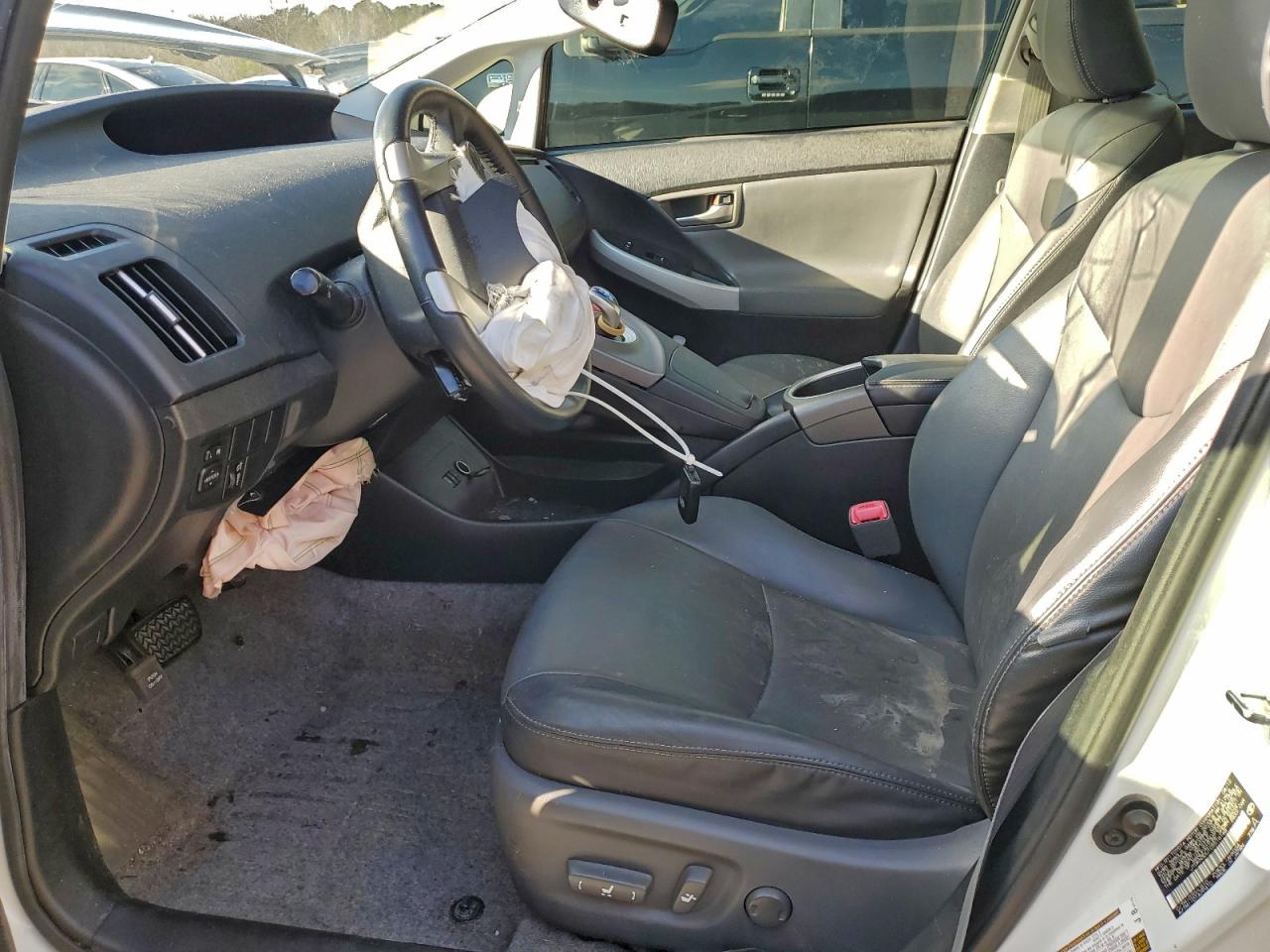 Toyota Prius Image 9