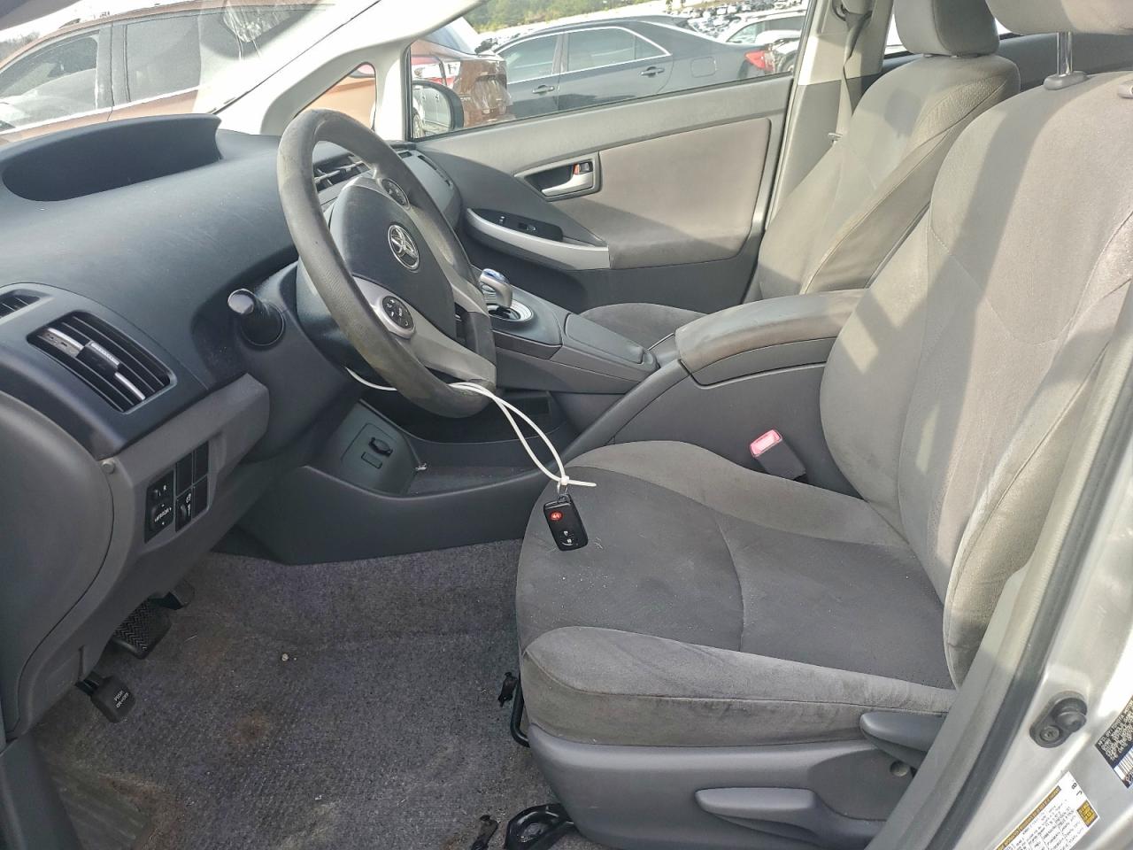 Toyota Prius Image 4