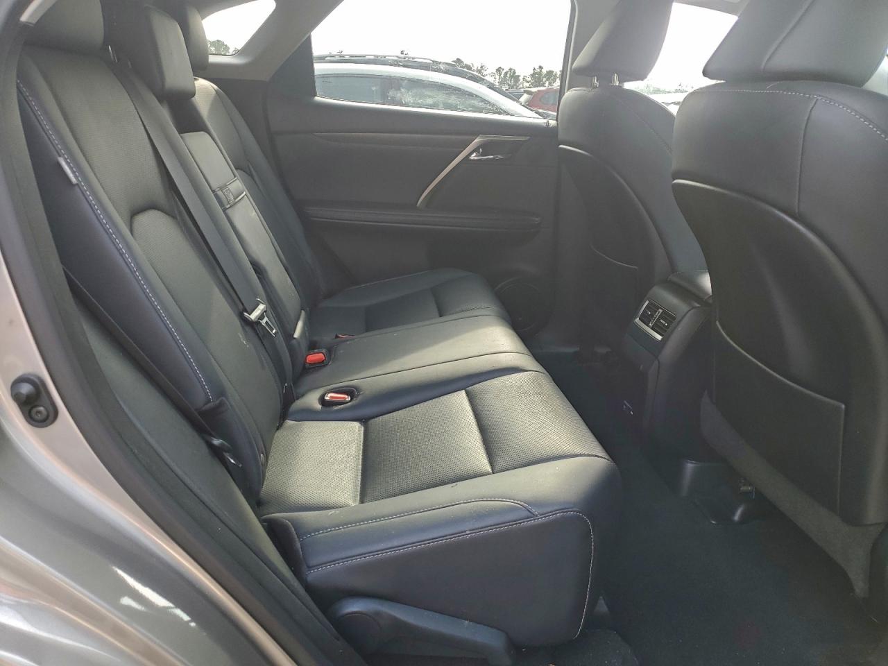 Lexus RX 350 Image 4