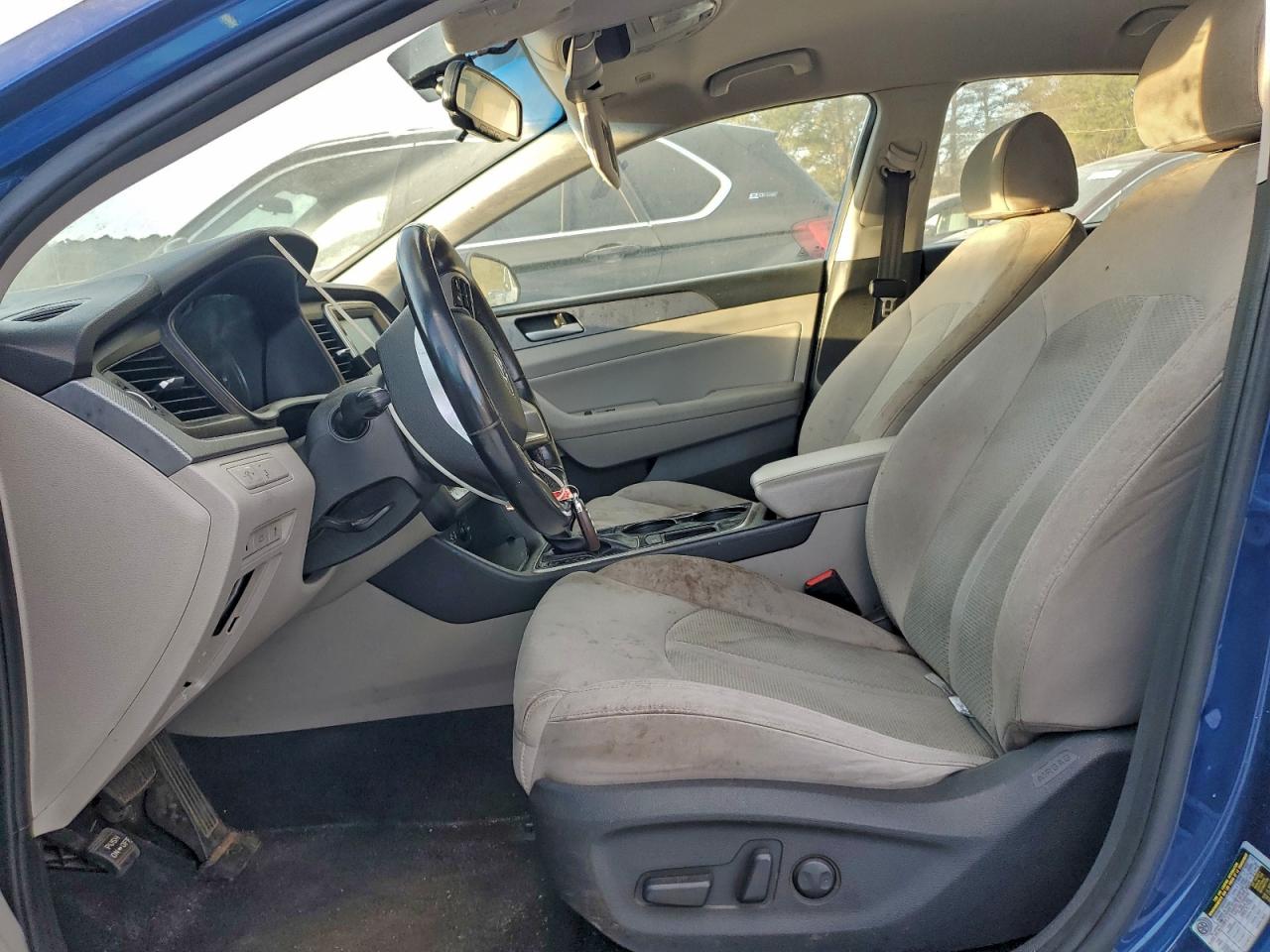 Hyundai SONATA Sport Image 6