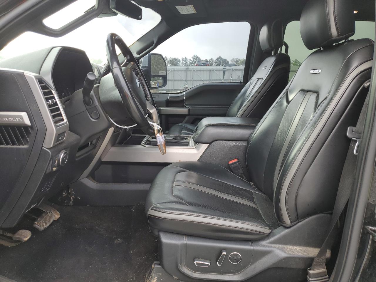 Ford F-350 Super Duty Image 6