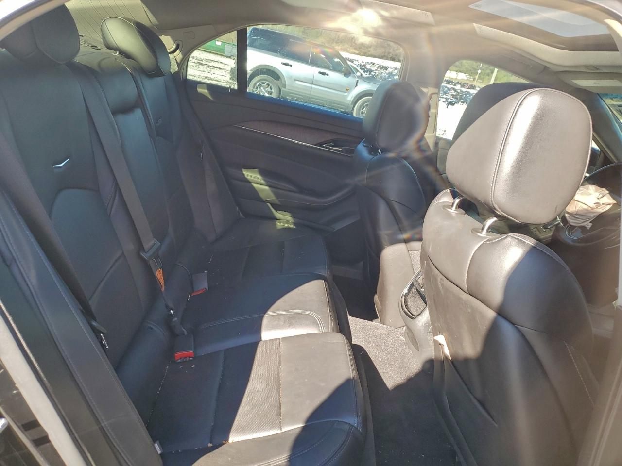 Cadillac CTS Luxury Image 3