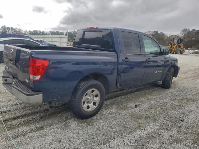 Nissan Titan Xe Image 2