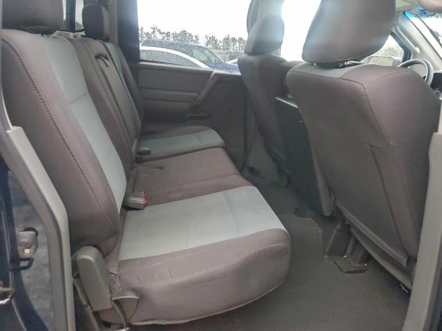 Nissan Titan Xe Image 11