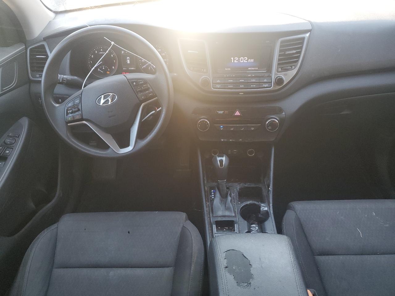 Hyundai TUCSON Se Image 10